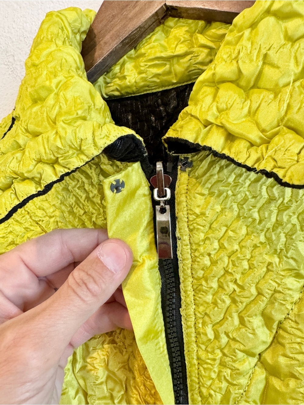 UBU Reversible Crinkle Zip Jacket Textured Avant Garde Travel Black Yellow S F83 - Picture 12 of 13